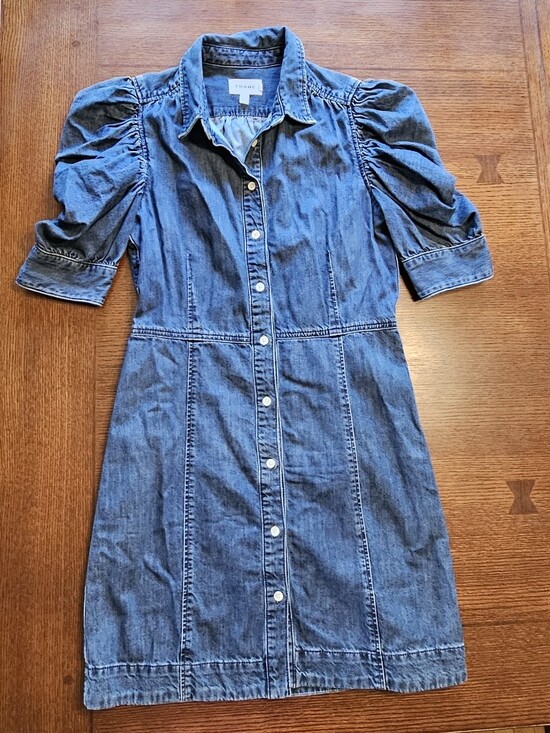 Frame Denim Dresses & Skirts - Frame Gillian Puff-Sleeve Denim Dress Medium